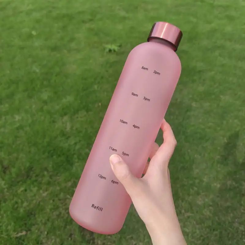 

Soft Space Cup Frosted 1L Water Bottle With Time Marker Sports Water Cup Outdoors Travel Leakproof Waterbottle Couples Drinkware