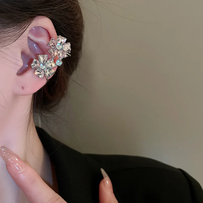 

KAITIN Diamond Heart Flower Single Clip Earrring for Women Without Ear Hole Ear Bone Clip Commuter Earrings Wholesale Female