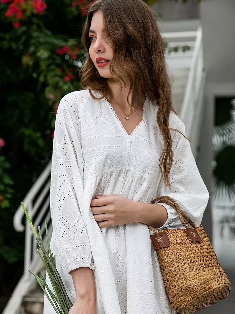 French lace dress short dress women half sleeve dress women high quality female vacation lace dress