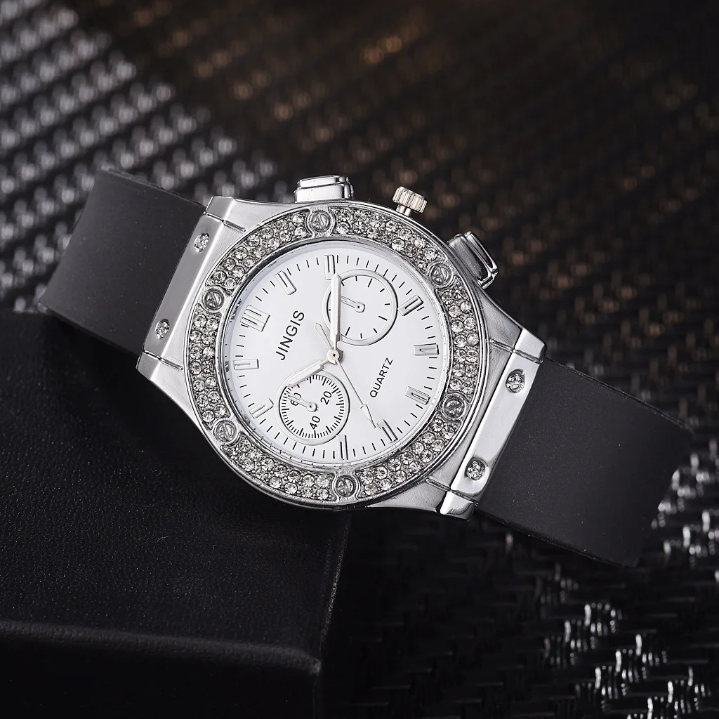 

Fashion 2022 New Rubber Women Watches Luxurious Brand Casual Diamond Female Quartz Watches Simple Sport Clock Relogio Feminino