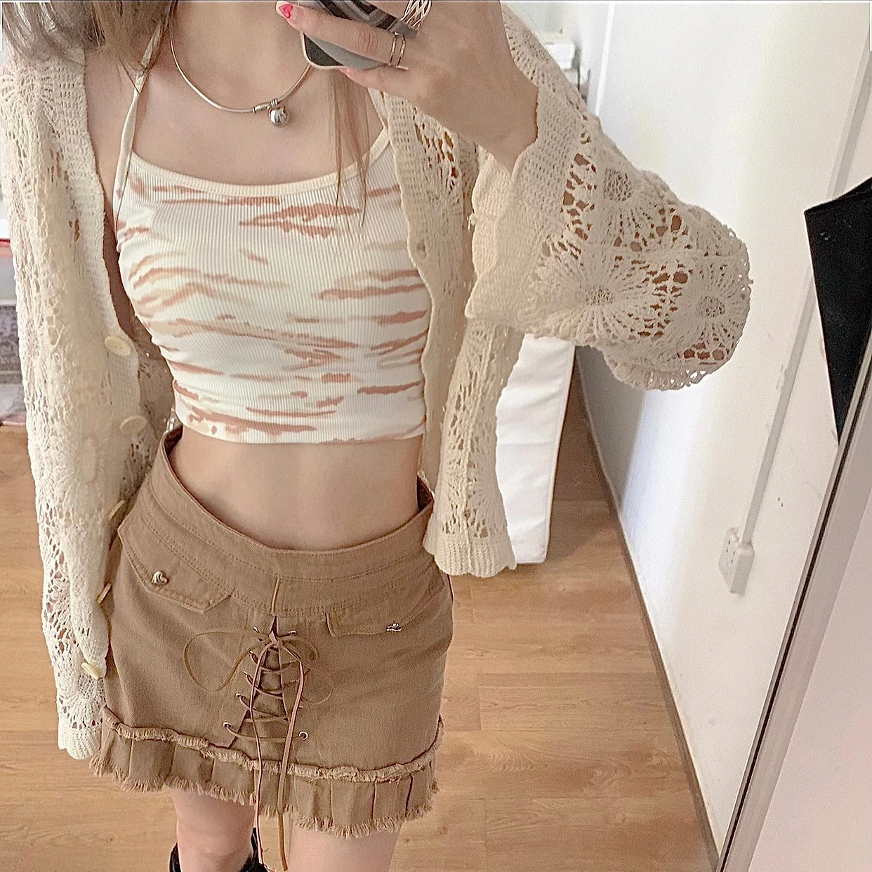 

Fashion Sweet and Cool Hot Girl Suit Female Hollow Cardigan Jacket Suspenders Tank with Skirt 3-piece Set