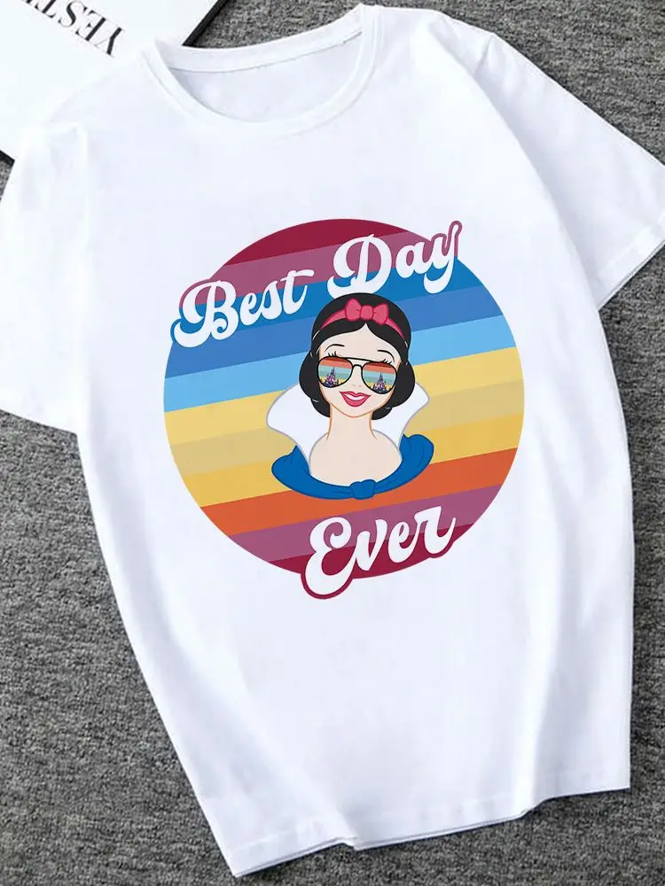 Футболка женская Дисней Покахонтас с солнцезащитными очками принцесса новые