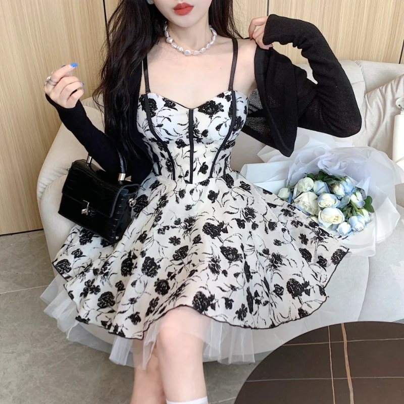 

Женское платье, Новинка лета 2023, французское Сетчатое платье-комбинация с цветочным рисунком, комплект из двух предметов, Солнцезащитный кардиган с шалью, платья для женщин