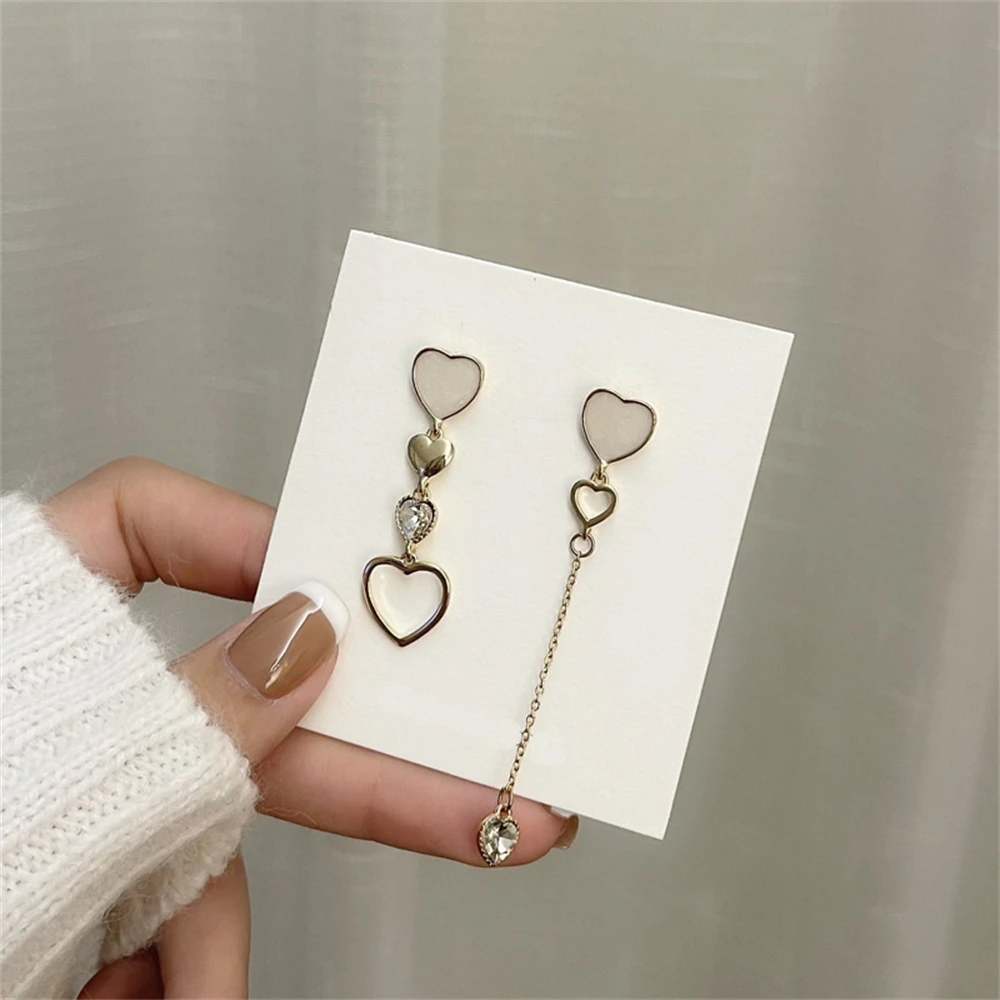 

2022 Trend Love Heart Pendant Drop Earrings for Women Asymmetric Crystal Tassel Chain Statement Earring Korea Fashion Jewelry