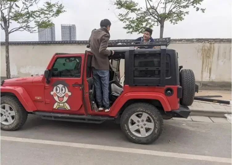 Верхний багажник на крышу багажные ящики боковая складная лестница дверная для