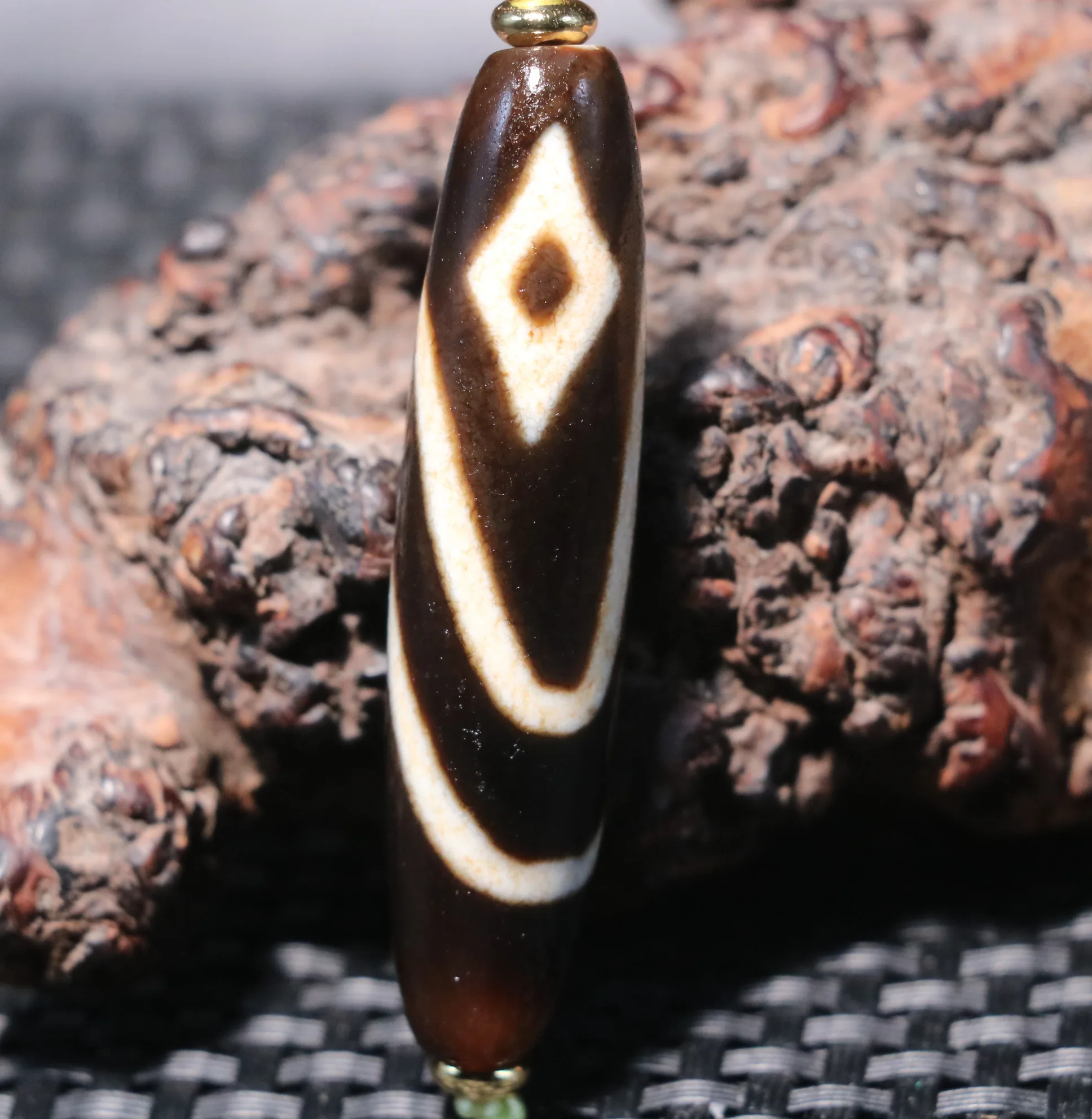 Уникальный узор волшебный тибетский старый агат гора 2 подвеска из бисера дзи с