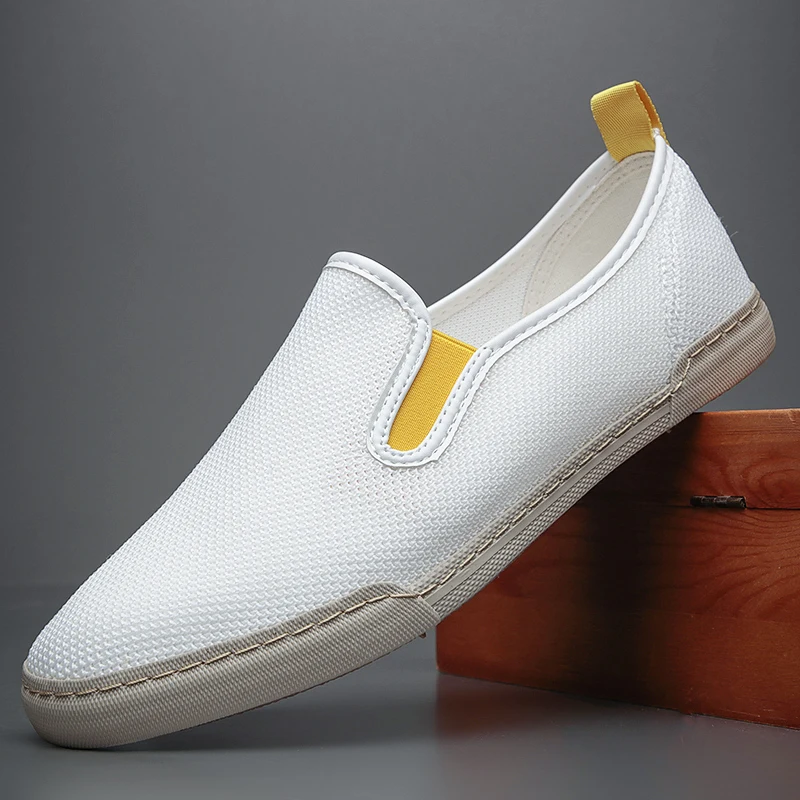 

2022 New Summer Men's Vulcanize Shoes Breathable Mesh Casual Loafers Ventilation Flying Woven Slip on Flats Black White M22406