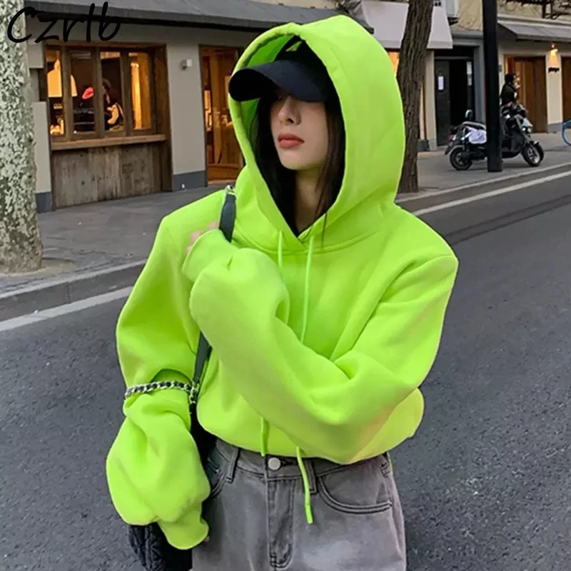 

DAYIFUN Women Green Cropped Hoodies Chic Streetwear Simple Top European Preppy Hipster Casual Long Sleeve Hooded Clothes Vintage