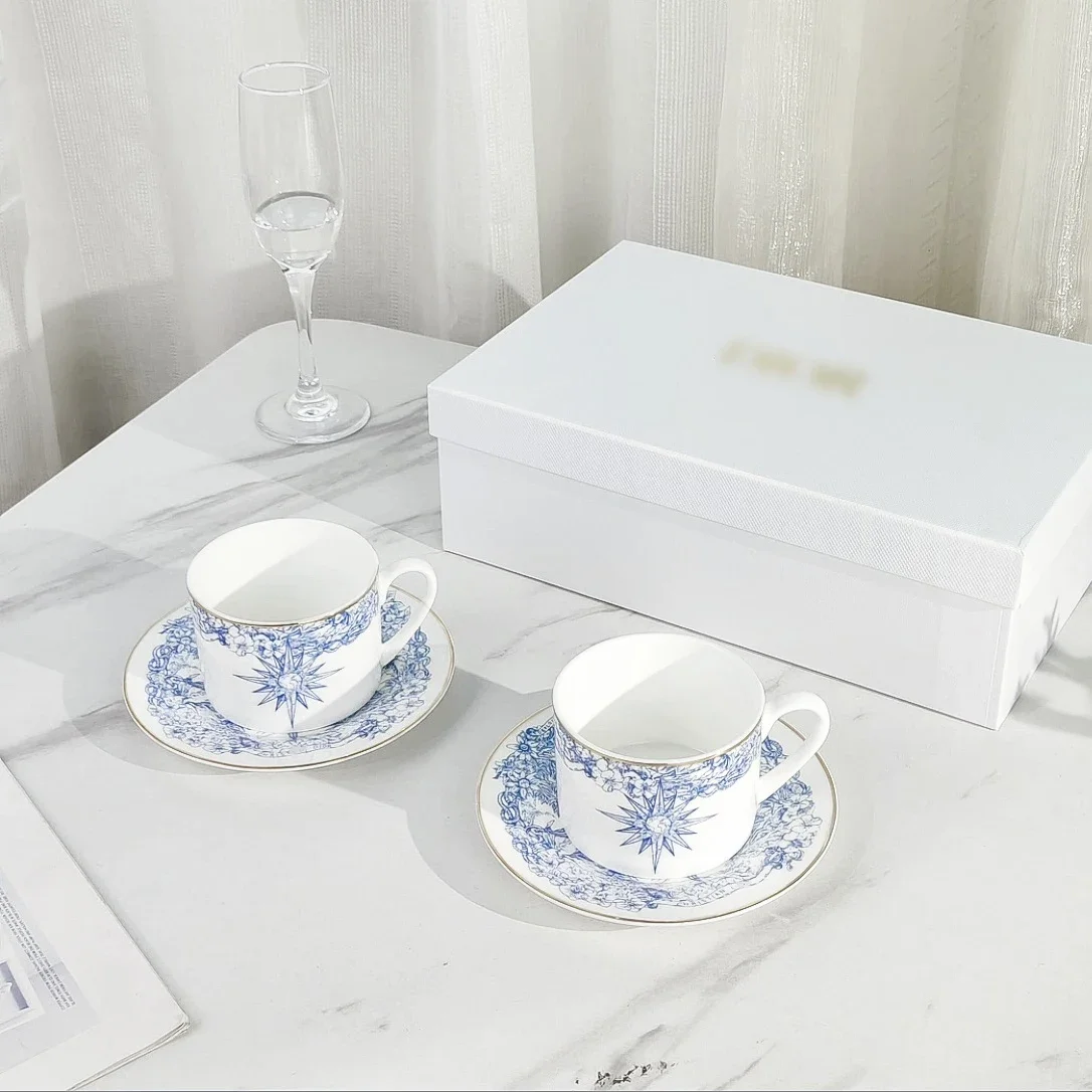 Аутентичная серия фирмы Glücksstern Knochen porсетанская кофта europäische leichte Luxus High-End-Buro