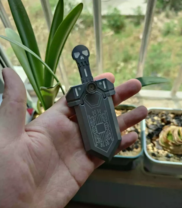 

Товар б/у EDC, горящий раньше