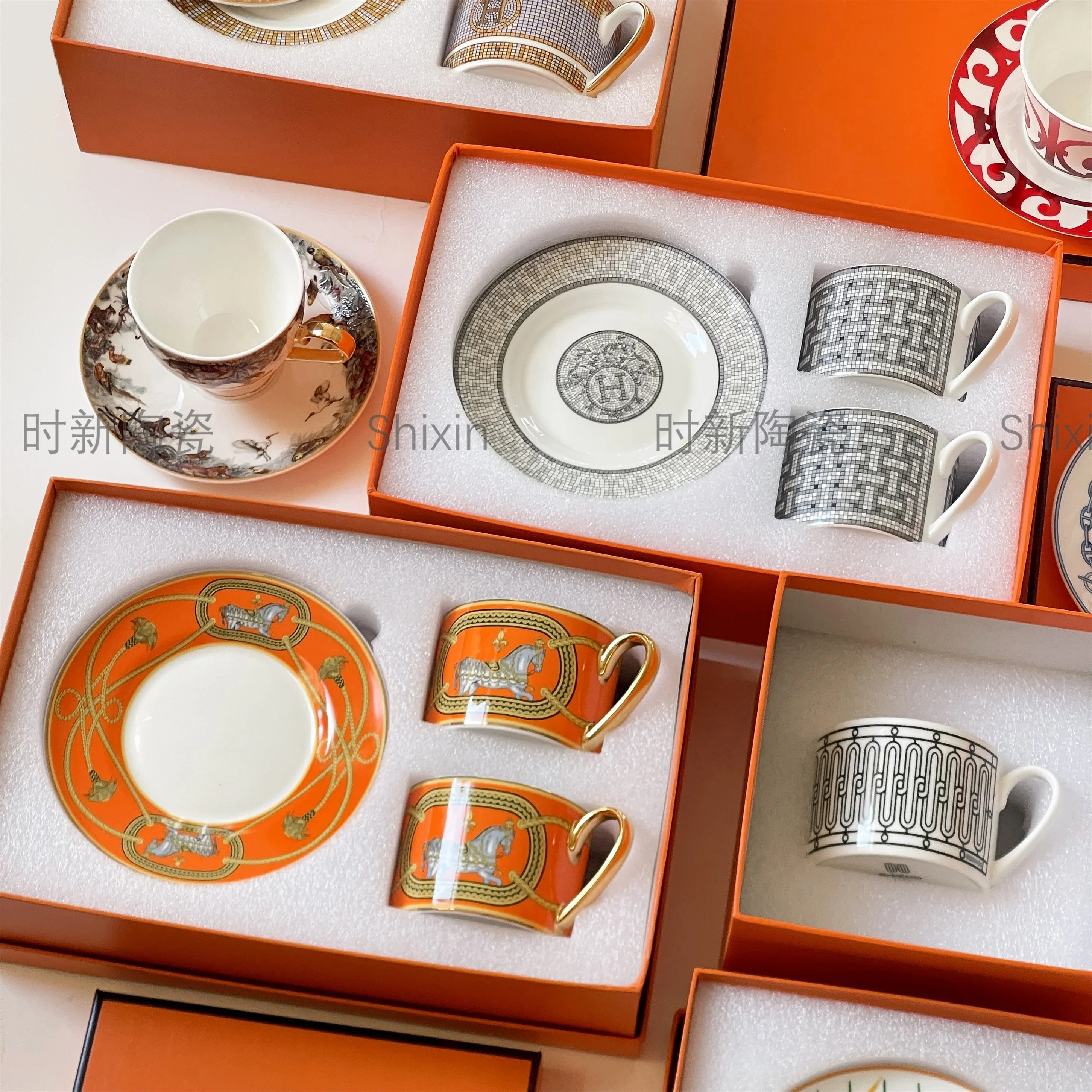 Европейская костяная фарфоровая кофейная чашка и блюдце подарочная коробка