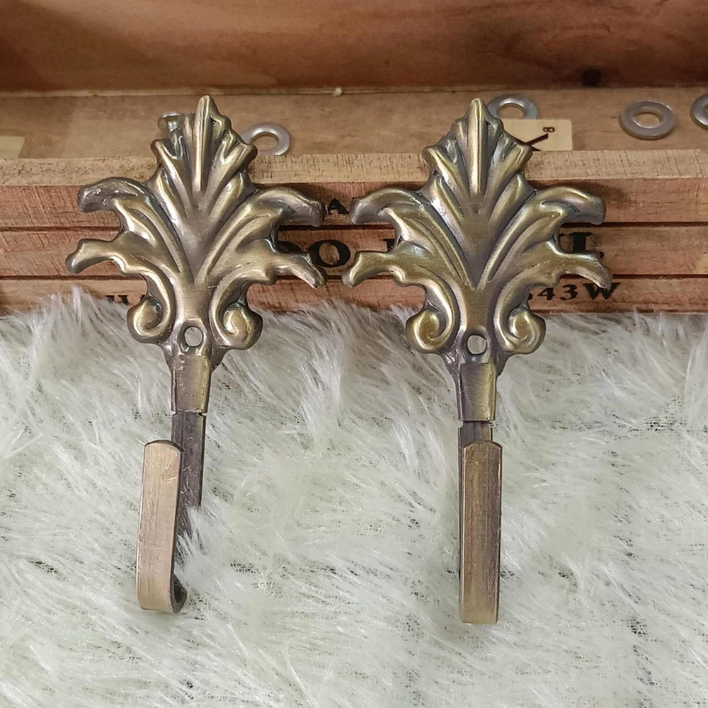 

Leaf Key Hook Curtain Hook Five Leaf Hook Modern Simple Curtain Hook Curtain Wall Hook Curtain Decoration Wall Mounted Hooks