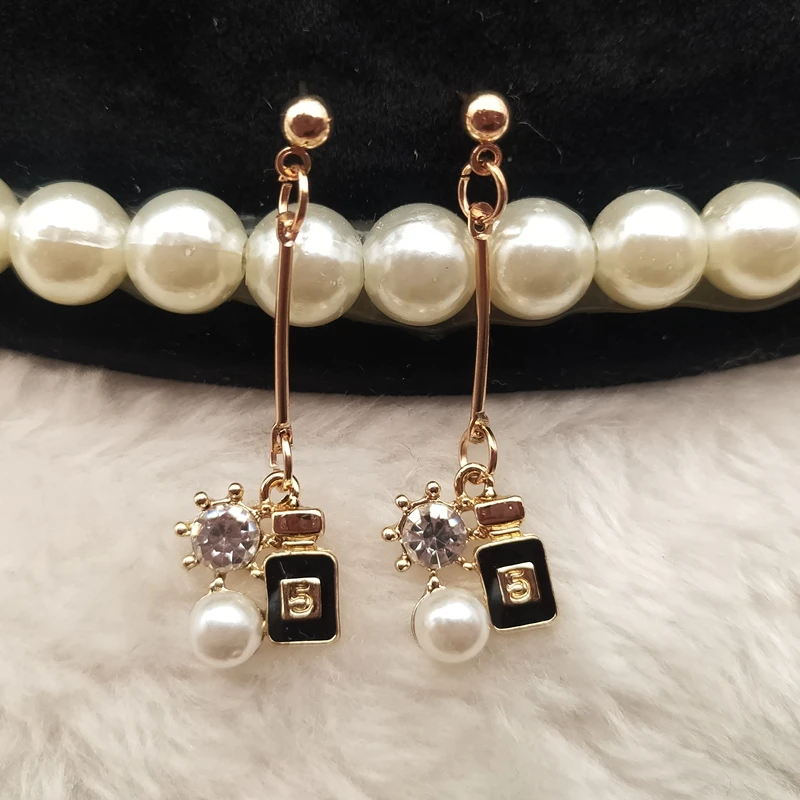 Эмалированные милые серьги в виде цифр 5 слов бутылке духов подарочные ручной