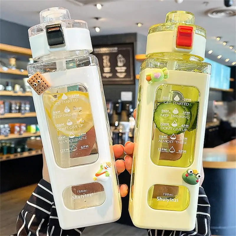 

700ml Summer Large Capacity Sports Straw Cup With Bear Sticker Portable Square Water Bottle For School Travel Sports Fitness