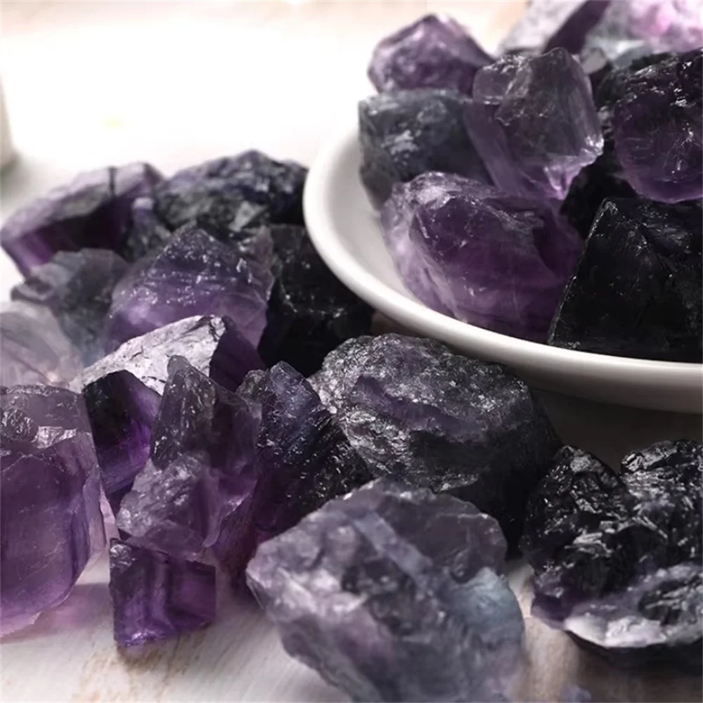 

Фиолетовый кристалл флюорита