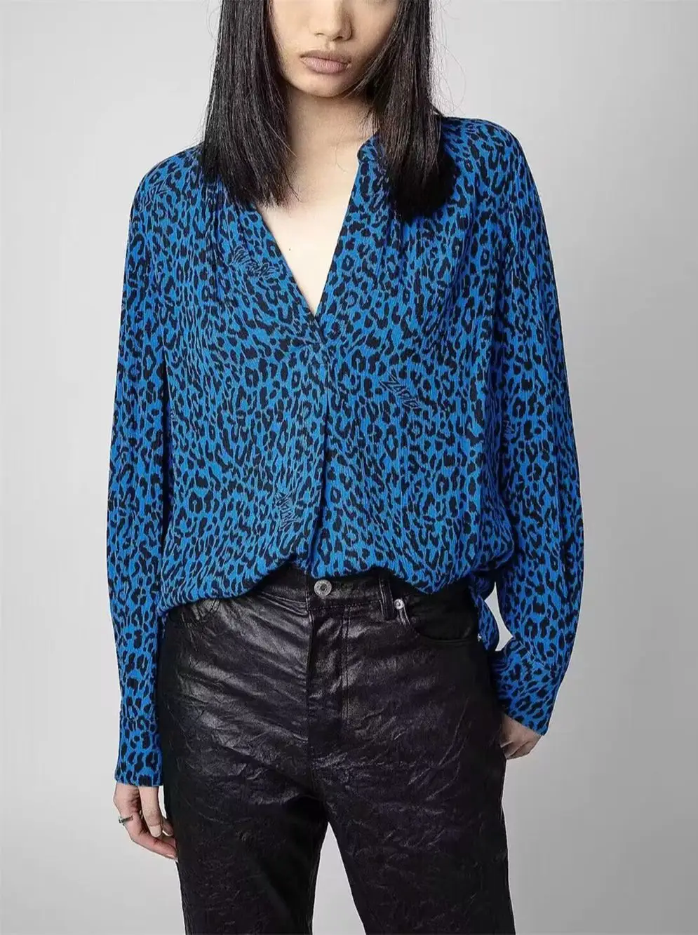 

Women Letter Leopard Printed Shirt V-neck Loose Retro Long Sleeve Fashion Blouse