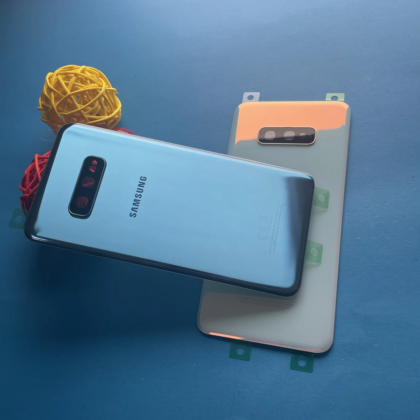 

Original Back Glass rear door battery cover door back pannle Replacement For Samsung Galaxy S10e blue