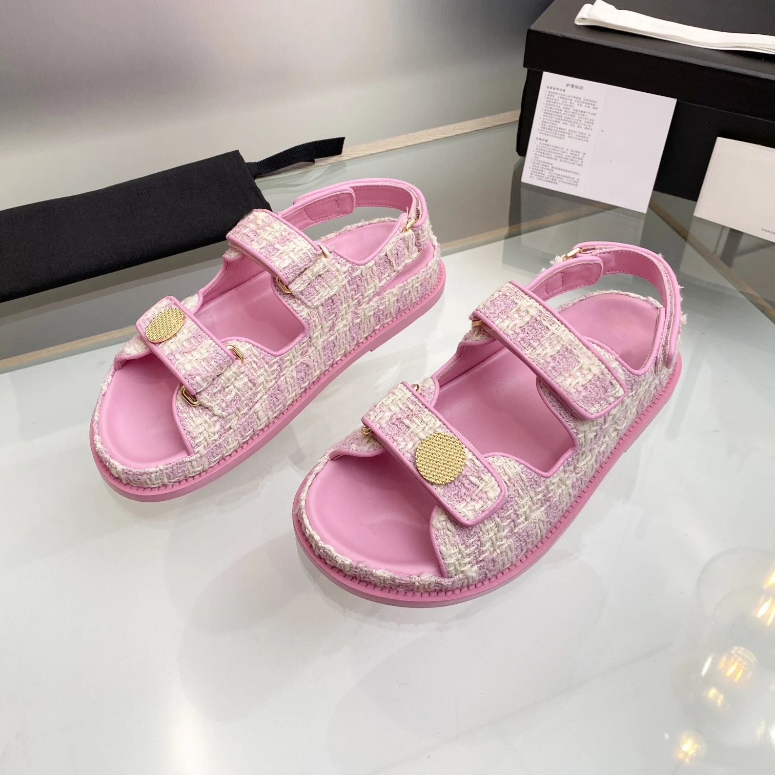 

Women Summer Sandals Fashion Genuine Leather Sandals Fashion Denim Low Heels Polka Dot Leisure Flats Beach Gladiator Sandals 41