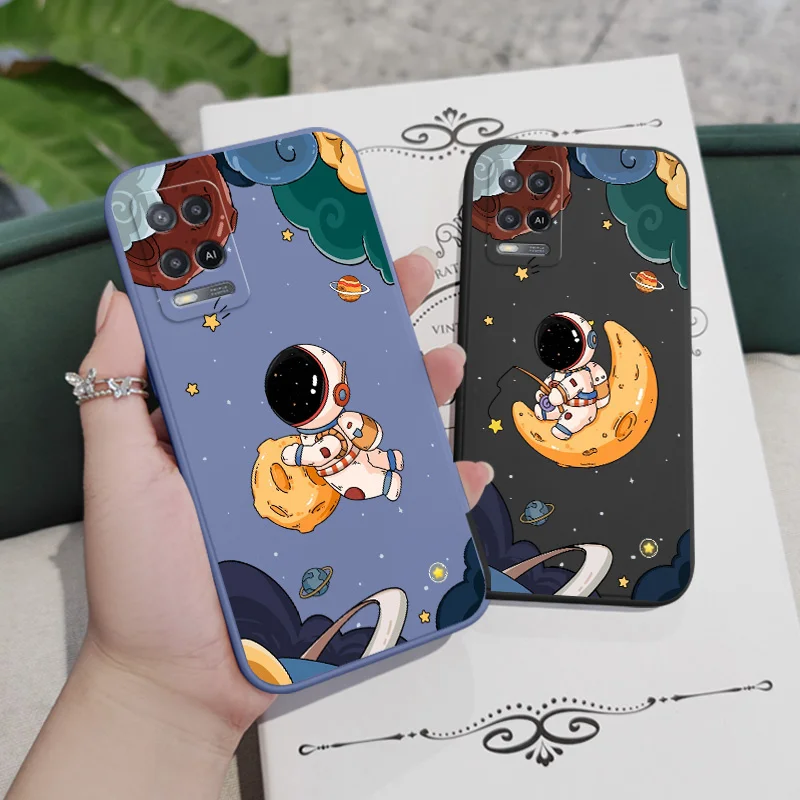 Фото Летающие астронавты, брикет для OPPO A54 A74 A57 A96 A76 A36 A95 A12 A15 A15S A16 A16K A9 A5 2020 Reno 8 8Z 7 7Z 6 5 F9 4G чехол для телефона №4