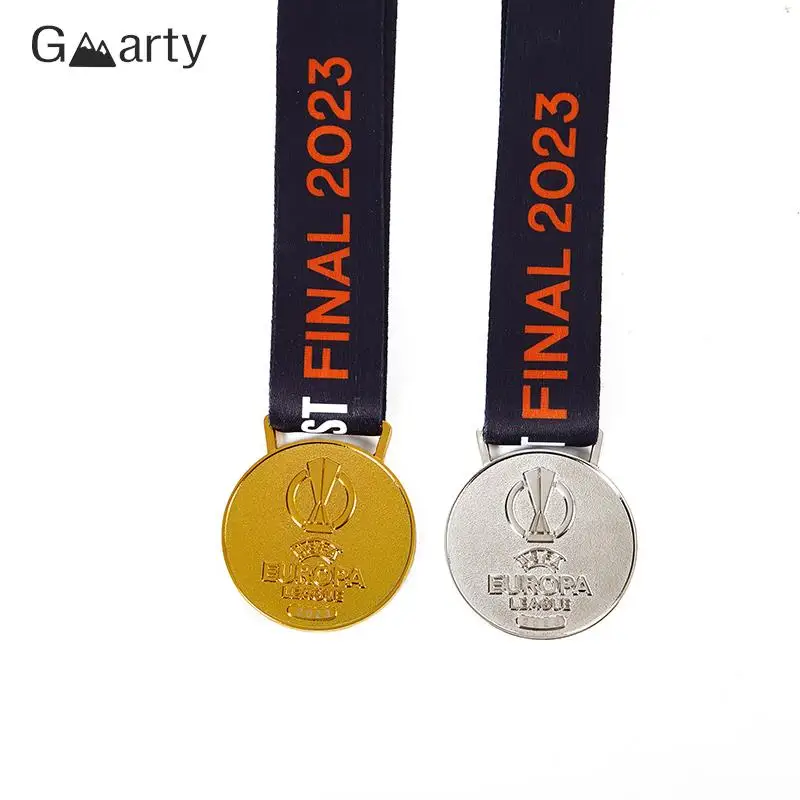 

1pc The Europa League Champions Medal Zinc Alloy Metal Medal Replica Medals Gold Medal Football Souvenirs Fans Collection