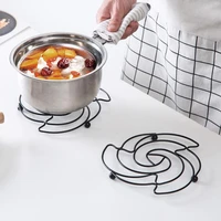 creative iron placemat pan pot mat holder stand hot round kitchen tools placemats cookware mats drink coasters placemats table