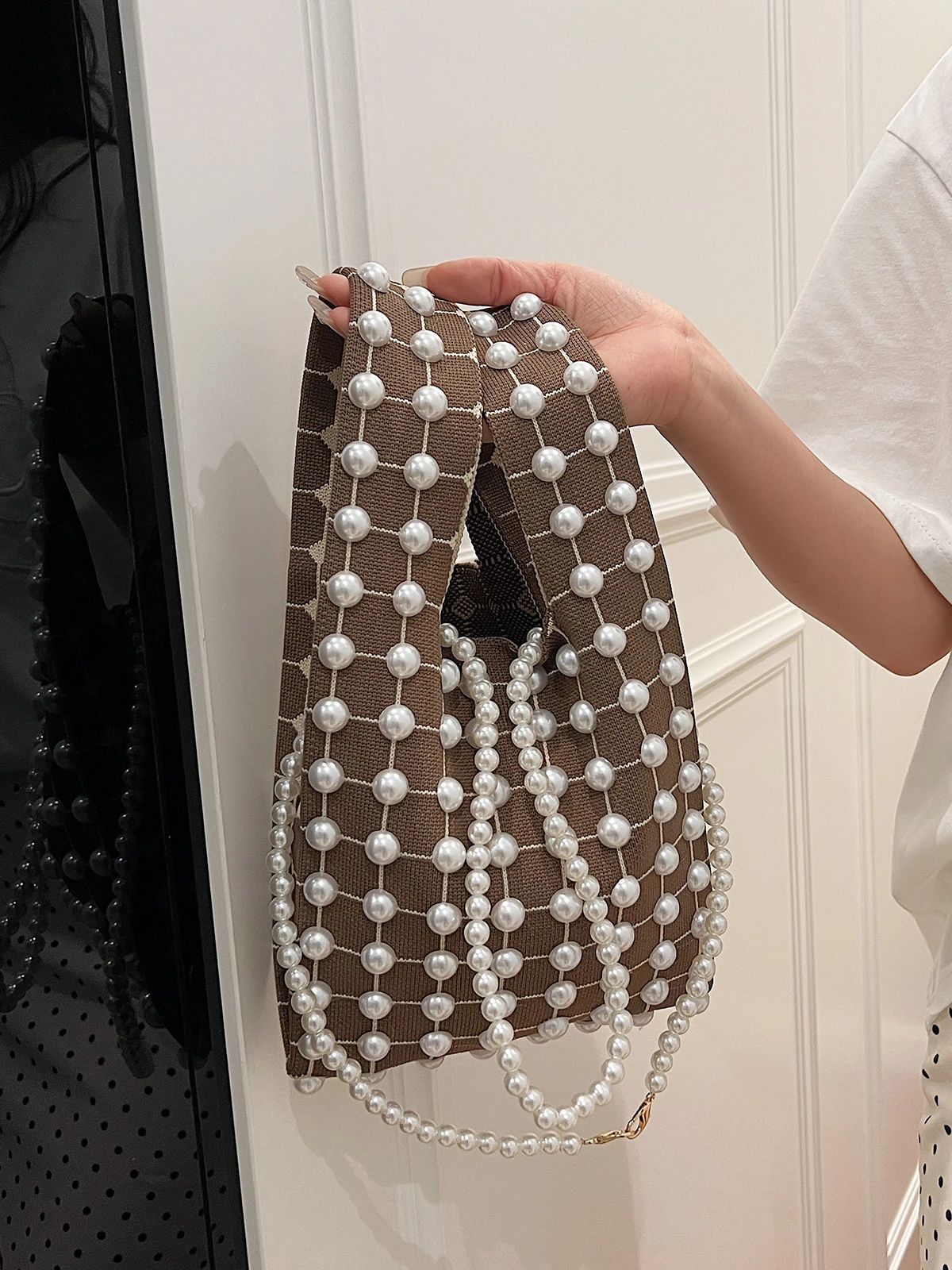 Женская сумка-Кроссбоди с жемчужной цепочкой 2024