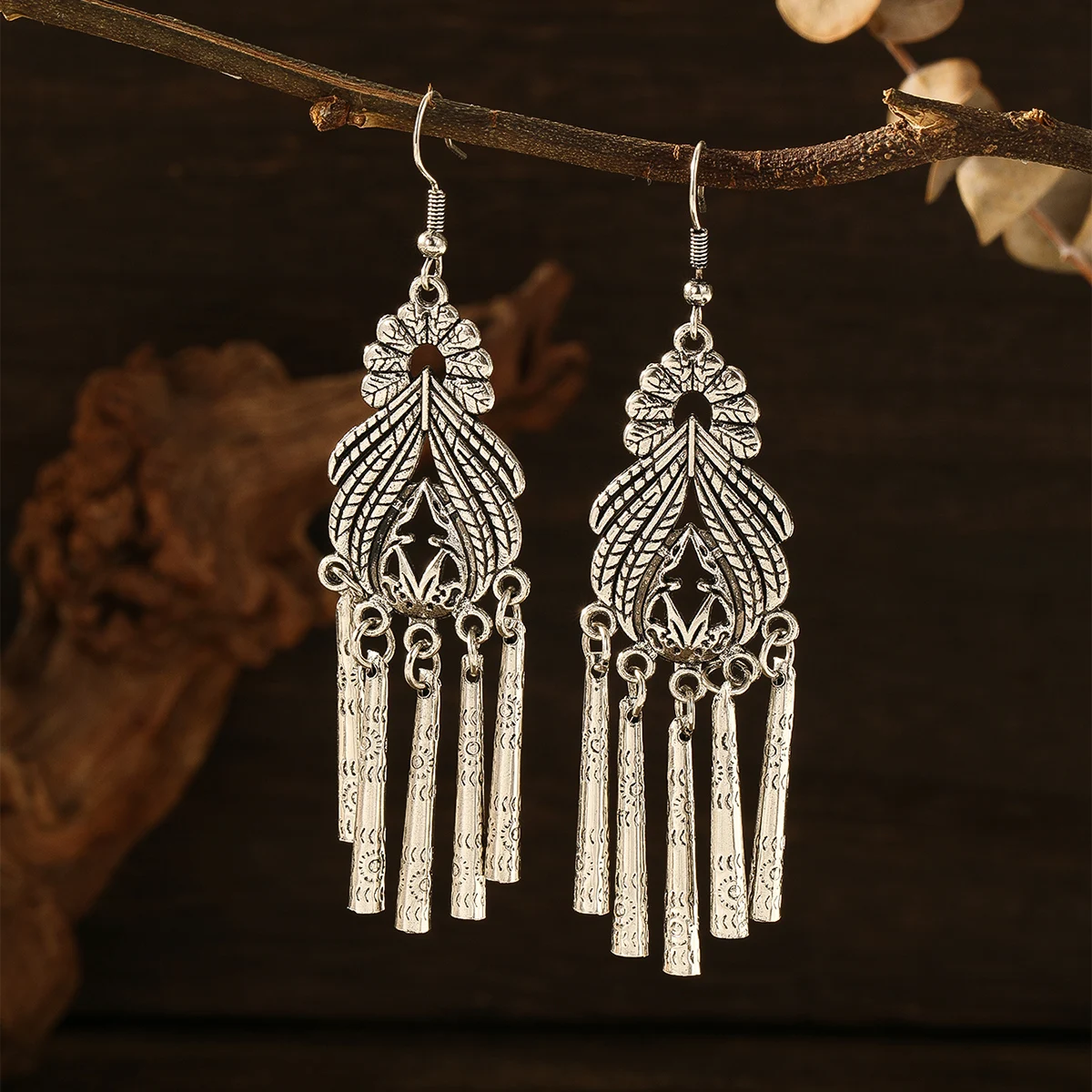 

Ethnic Luxury Wedding Indian Jewelry Geometry Crystal Earrings Pendientes Women's Retro Tassel Palace Earrings