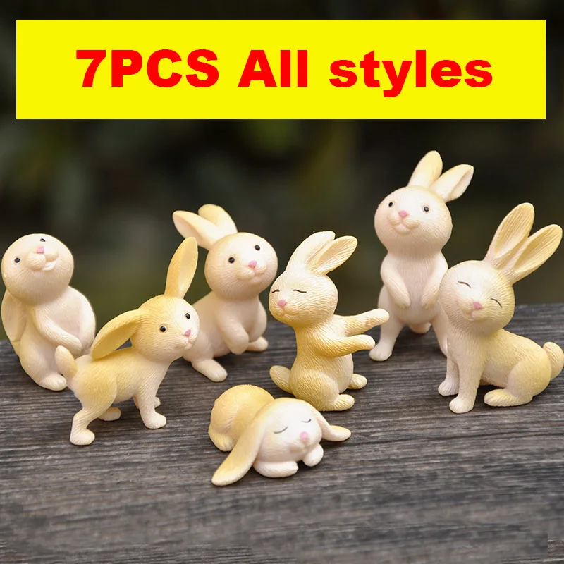 

Миниатюрные фигурки кроликов из канифоли