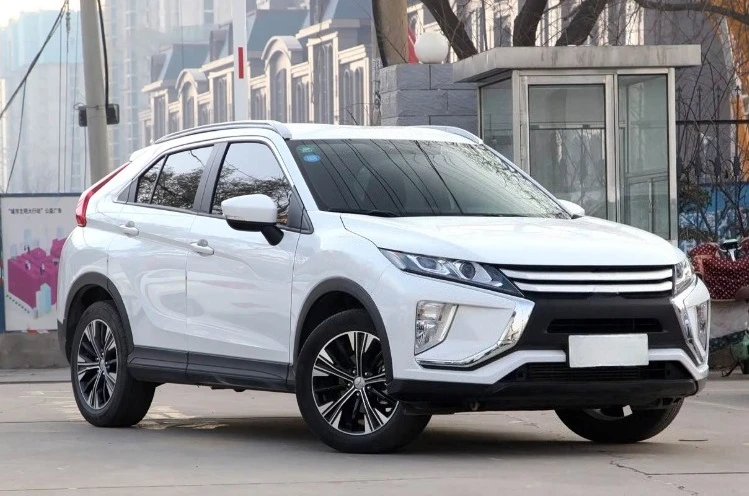 1 шт. центральный задний фонарь для Eclipse Cross 2017-2019, стоп-сигнал, задний габаритный фонарь в сборе 8334A191 (art.: 3920d18dbd306) - 3920d18dbd306