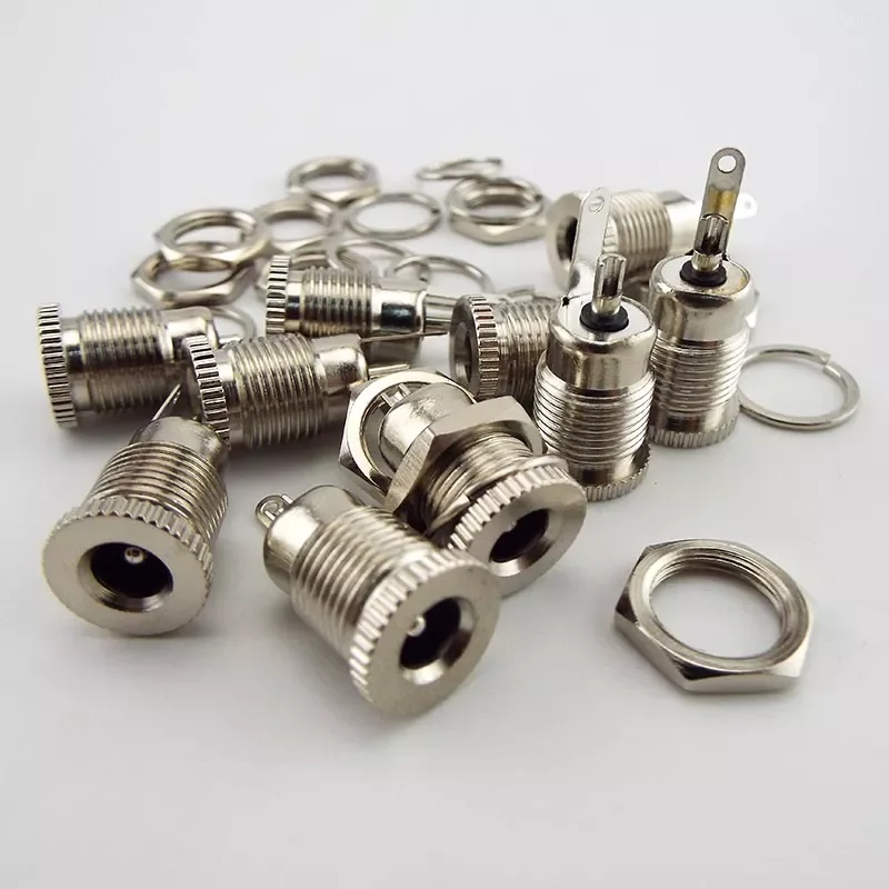 

NEW2022 DC099 DC Power Supply Jack Socket plug Connector 5.5 * 2.1 mm Female Panel Mount DC-099 Threaded Metal Charging port 5.5