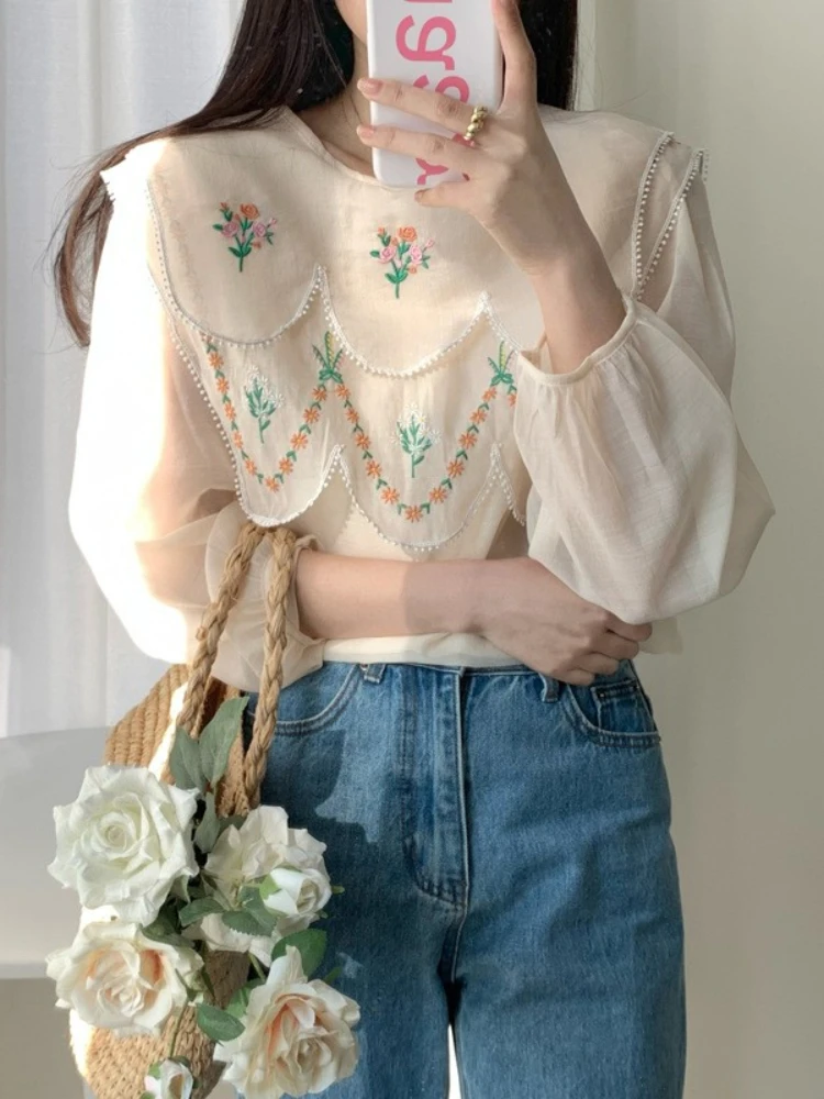 

French Temperament Doll Collar Shawl Embroidery Age-reducing Heavy Industry Chiffon Shirt Two-color Women's Clothing blouse