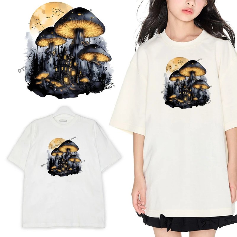 Нашивка с черными грибами