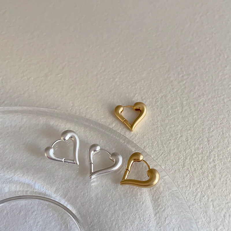 Draweye Minimalism Jewelry for Women Heart Elegant Korean Fashion Hollow Out Drop Earrings Office Lady Simple Pendientes Mujer