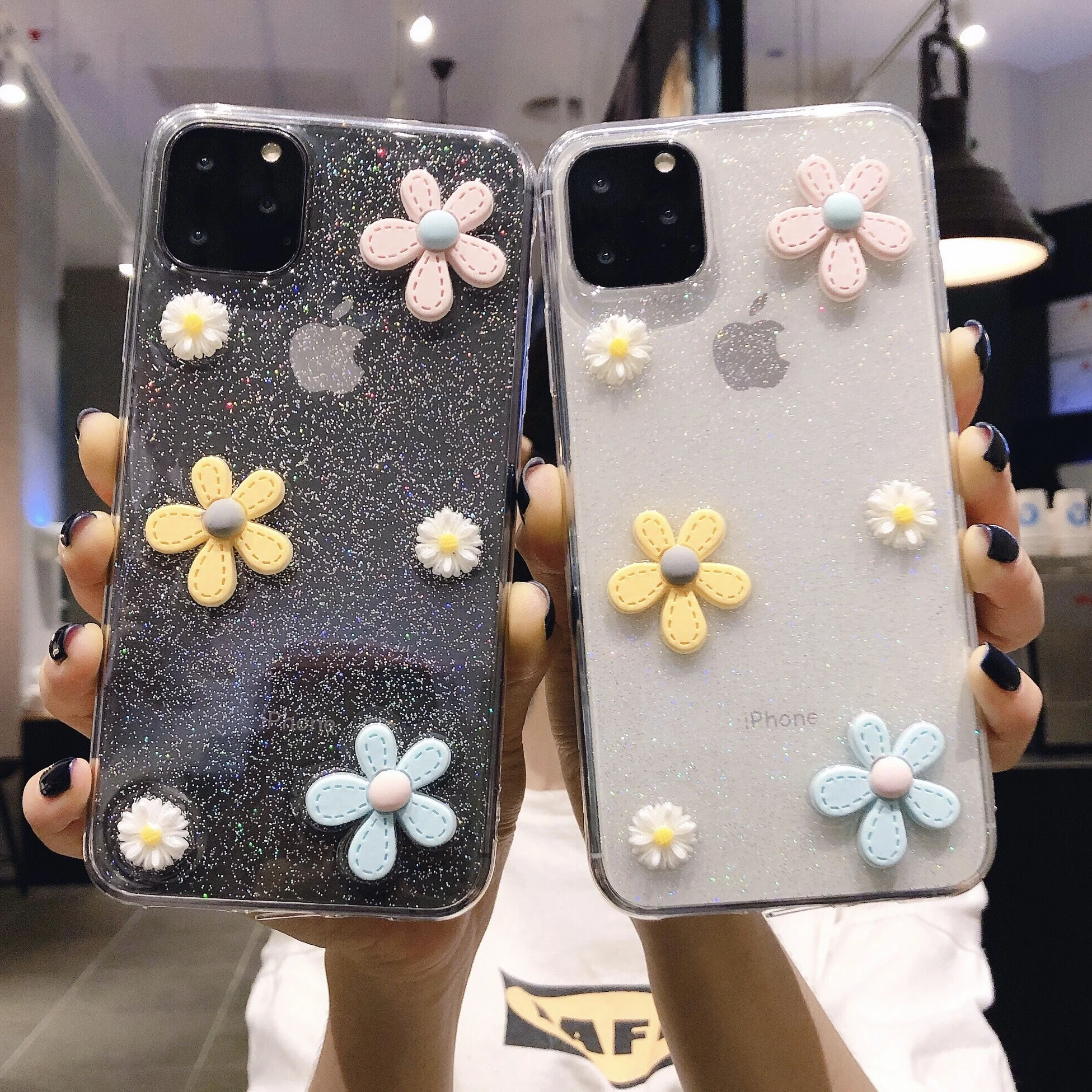 

JWMVE Fresh and beautiful petal transparent glue-dropping mobile phone case is suitable for Apple 12/13 glitter iphone11/XR sof