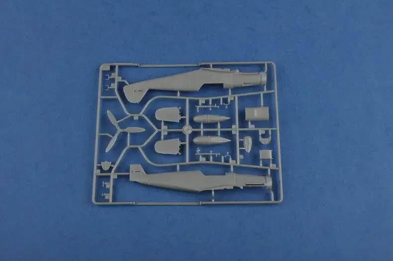 Hobbyboss 81749 1/48 Messerschmitt Bf 109F-4 Модельный комплект