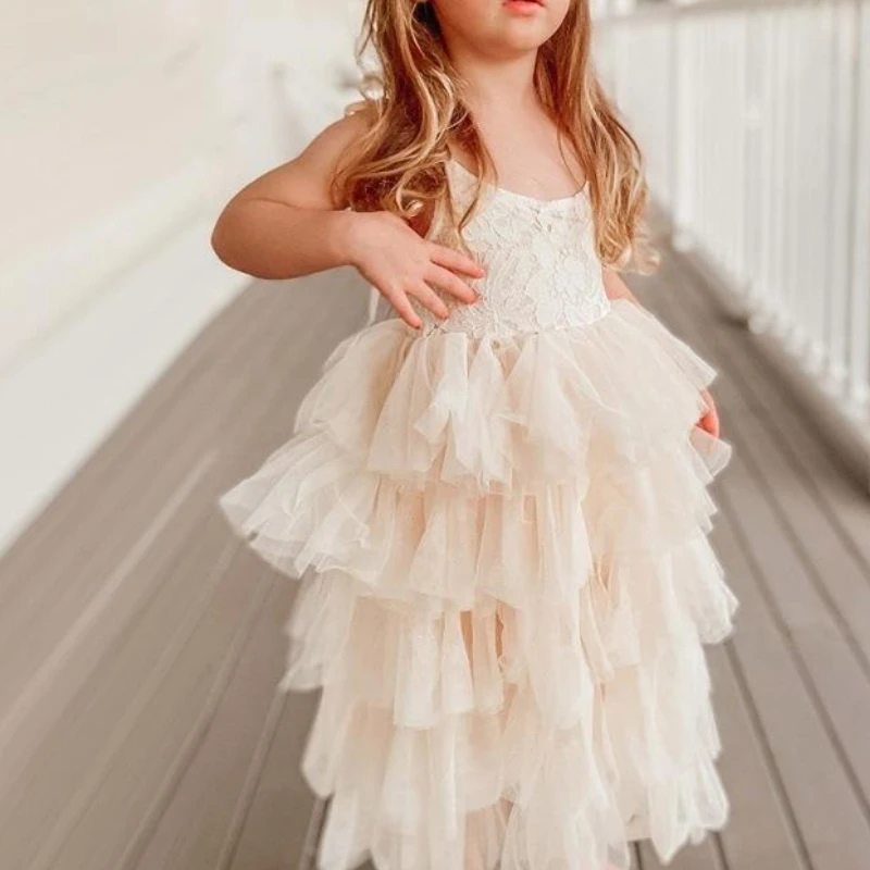 

Simple Lace Sweet Girls Birthday Gowns Junior Ball Gown Bridesmaid Dresses 2023 Summer Princess Tiered Skirt Flower Girl Dress