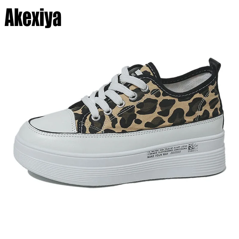 

2022 Increasing Height Fashion Sneakers Women Leopard Leather Platform Wedge Ankle Boots High Heels Party Pumps 35-40 BC4739