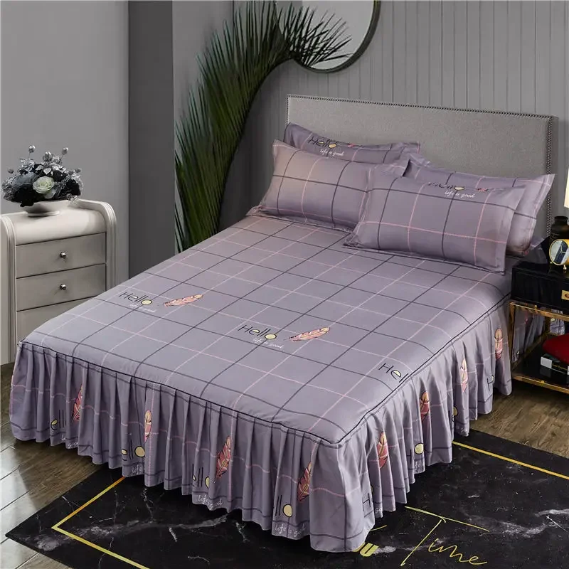 Комплект постельного белья из 3 предметов с юбкой