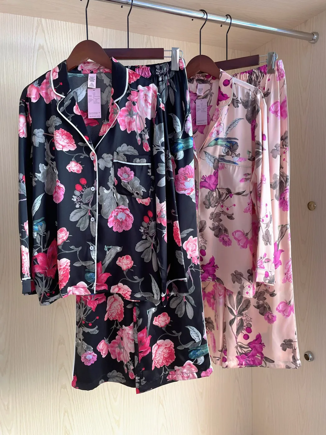Women's Ice Silk Printed Pajamas Short Sleeve Suit Night Sleeping Wear Peony Satin Lapel Long Sleeve Pajamas Home Clothes