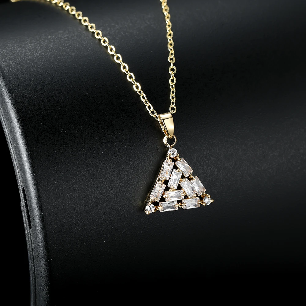 

Personality Creative Geometric Triangle Pendant Necklace Full White Rectangle Zircon Gold Chain Cocktail Party Jewelry Gift