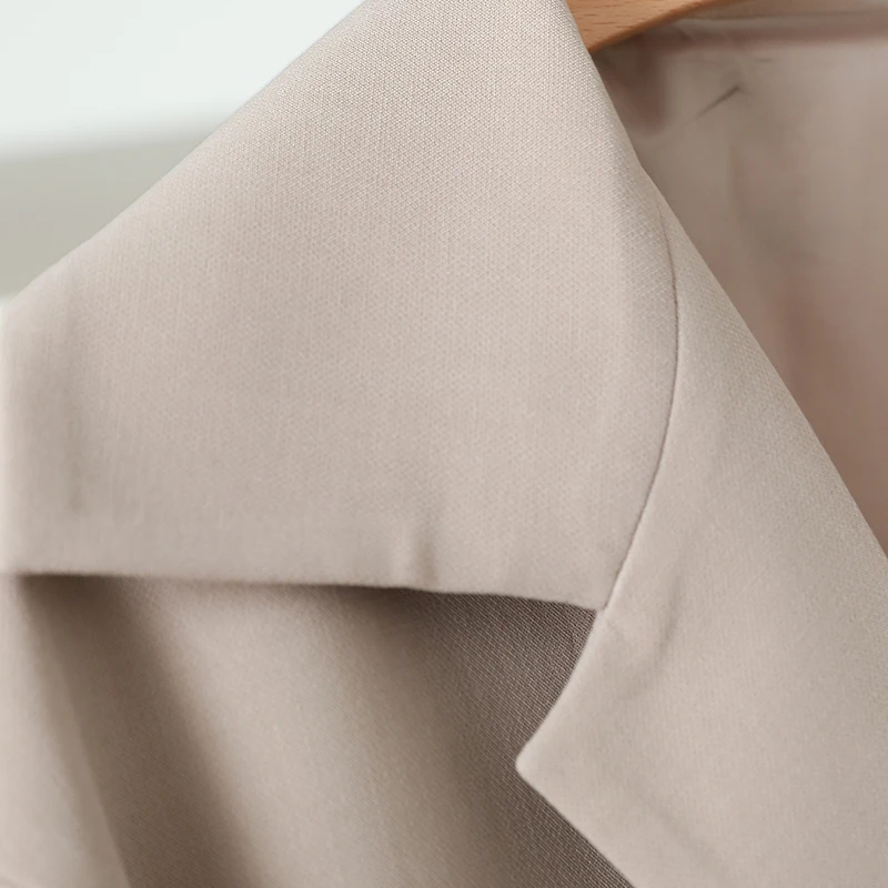 Женская верхняя одежда с длинным рукавом [Gu] белая Fu Gu весна 2024