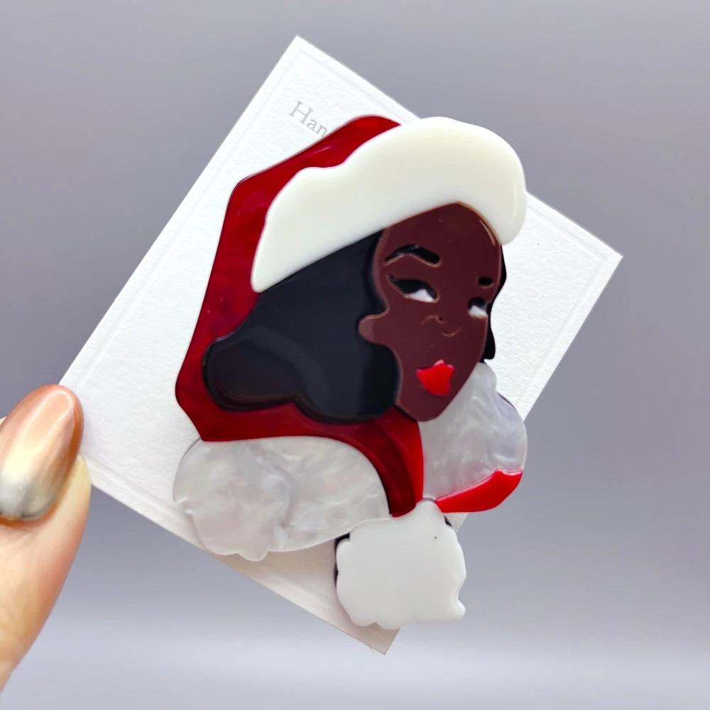 Черная акриловая брошь Inokeey