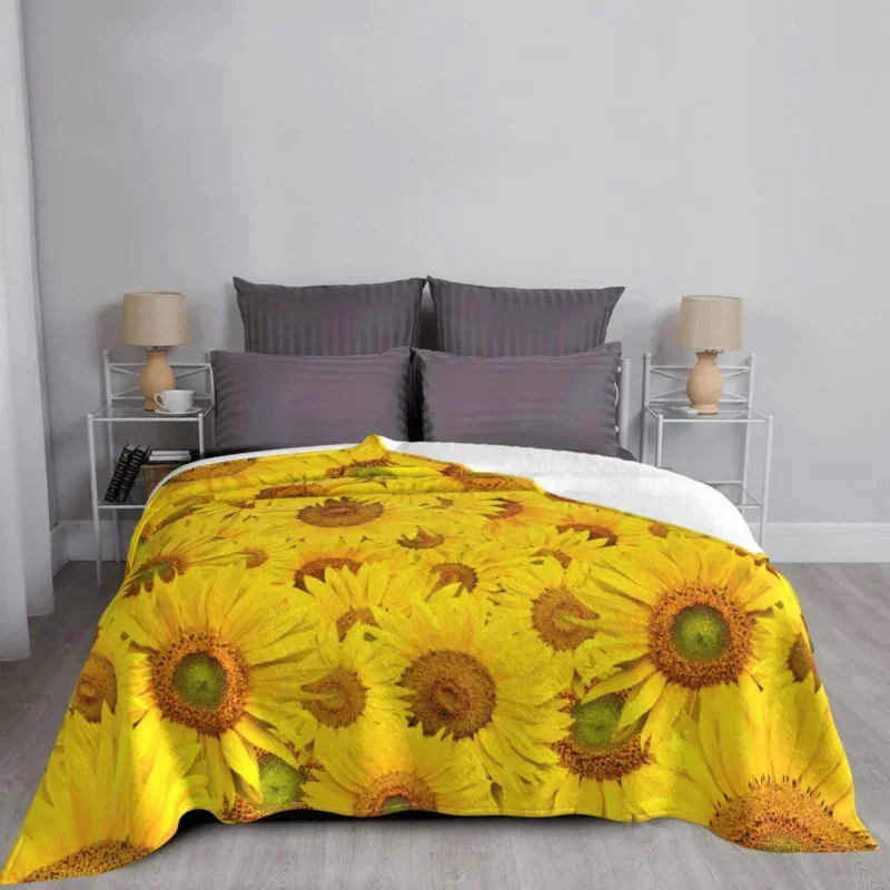 

Yellow Sunflower Printing , Portable Warm Blanket For Bed, Outdoor Bedding