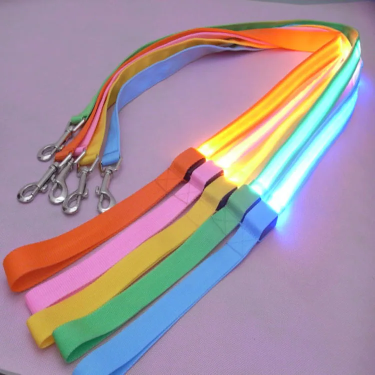 

LED Luminous Dog Strap Personalised Mesh Pet Leash 120cm Length 6 Colors Dog Leash Designer Dog Harness Fashion Dog Accessories