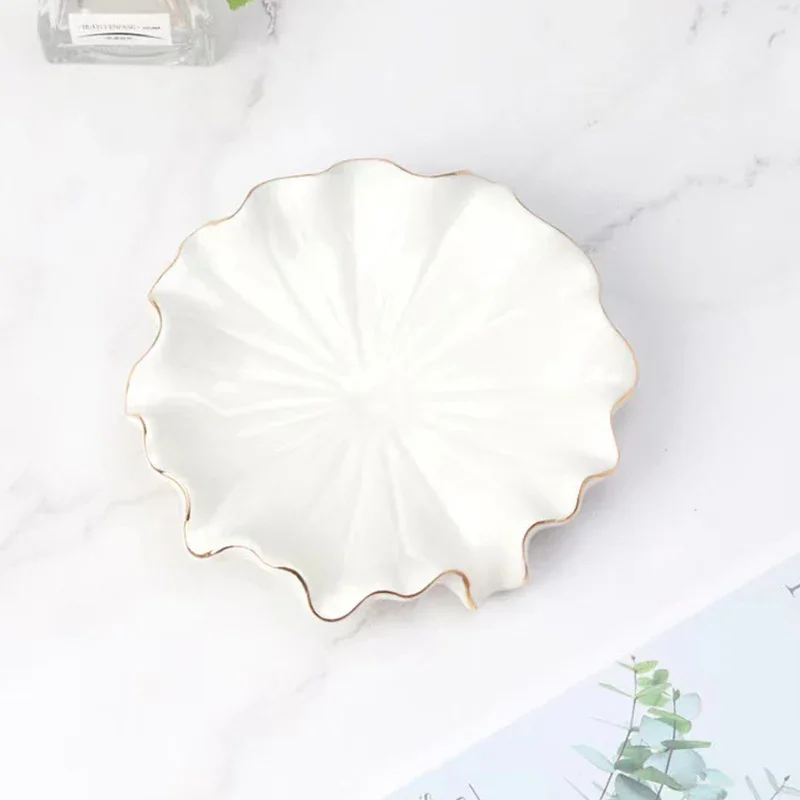 

Керамическая мыльница Lotus Leaf