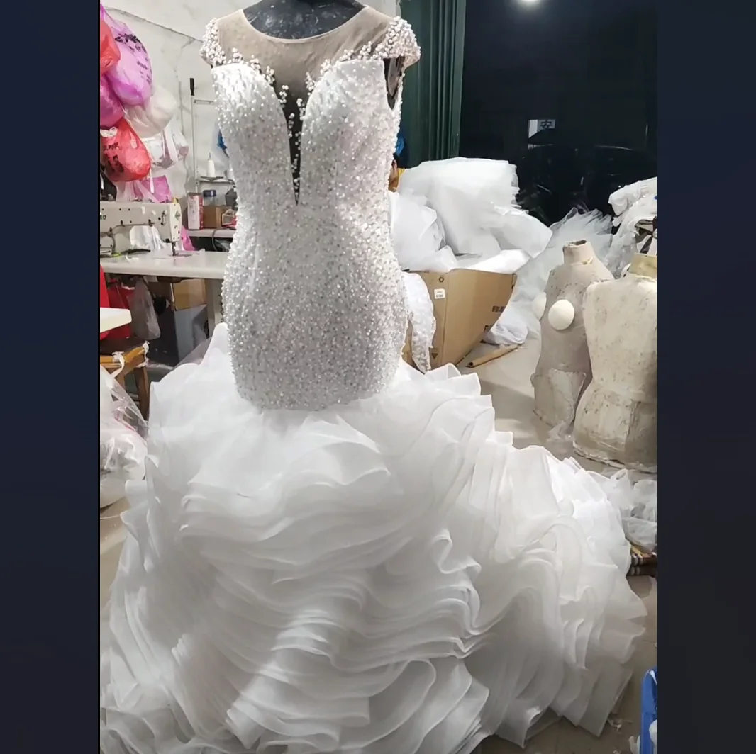 Новый стиль по индивидуальному заказу блестящее свадебное платье с бусинами и