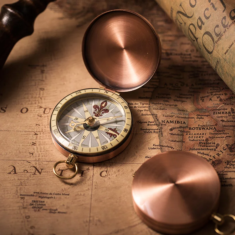 

Antique copper compass needle car hanging button type compass home furnishing soft decoration photography props desk decor