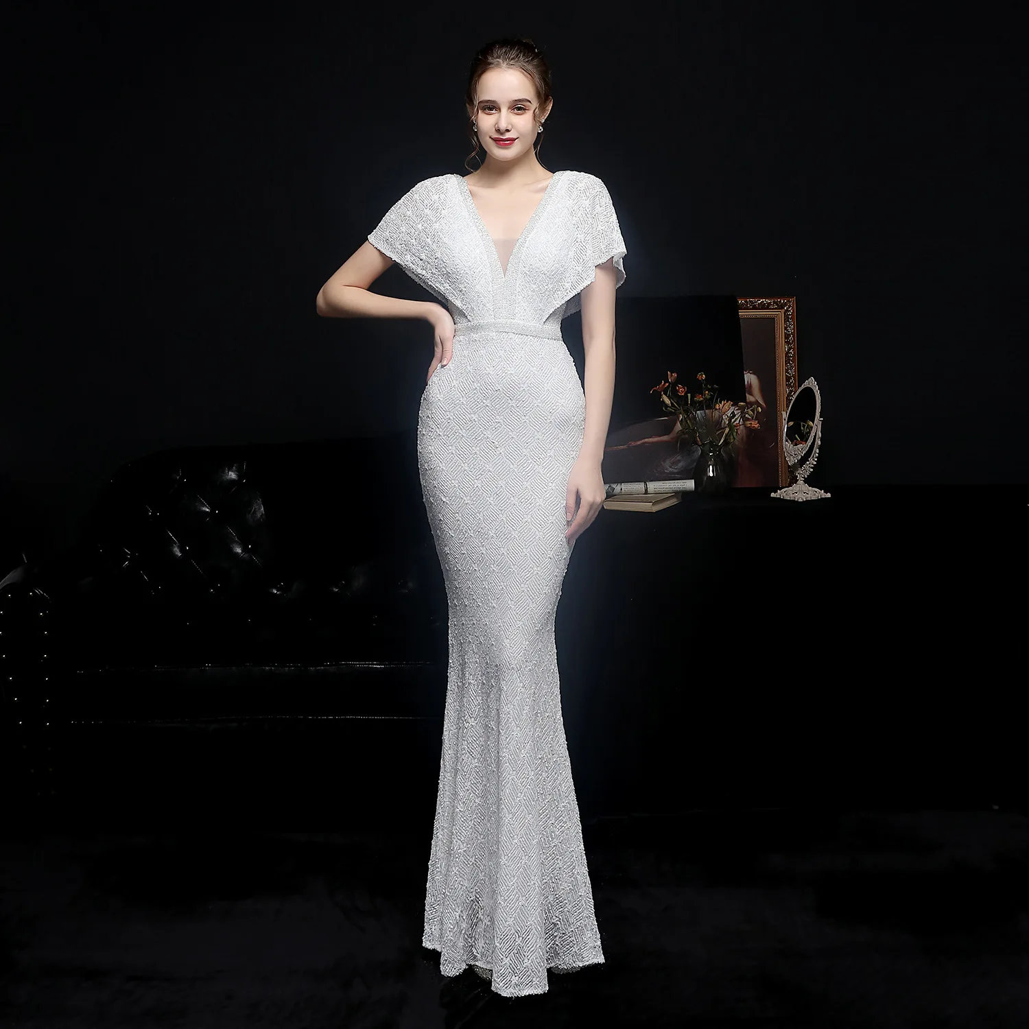 

White Elegant Long Mermaid Dress Ladies V Neck Flying Sleeves Bodycon Midi Dress Crystal Sequin Sparkling Cocktail Party Dress