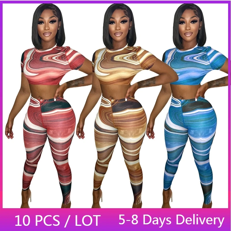 

Оптовая продажа товаров тренировочный Повседневный Спортивный костюм для женщин комплект из двух предметов с принтом тай-дай летние наряды для женщин короткий топ с коротким рукавом леггинсы комплект