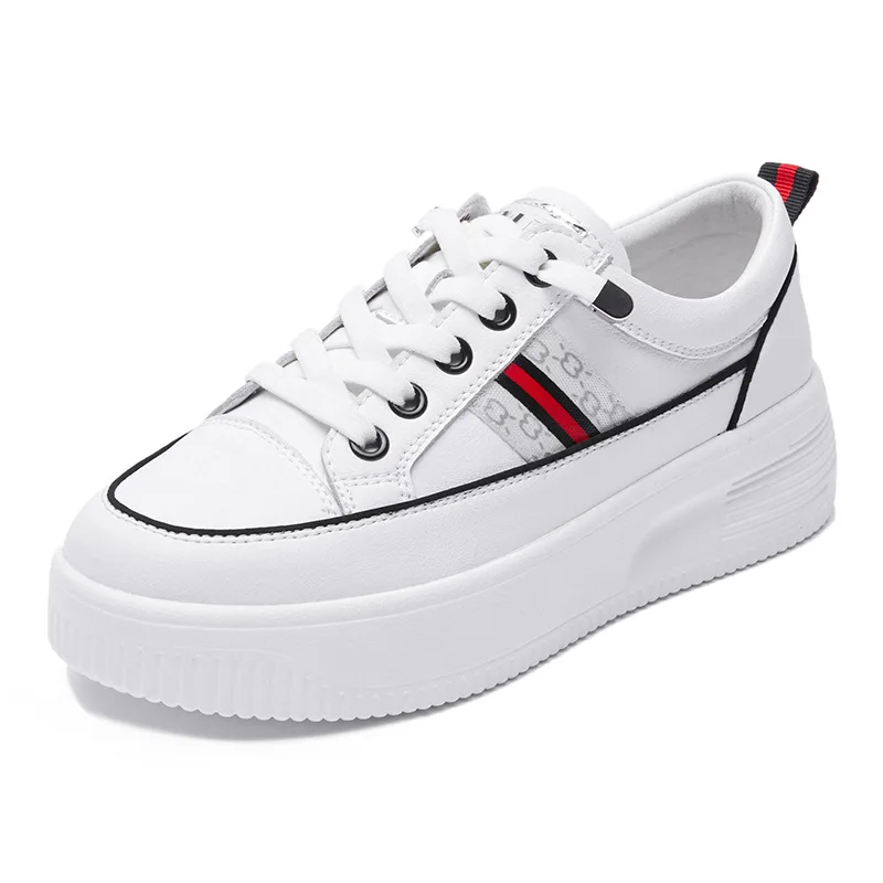 

2022 New Large Size White Shoes Women Korean Style Versatile Thick Sole Leisure Board Shoes for Women Fashion Platform Shoes